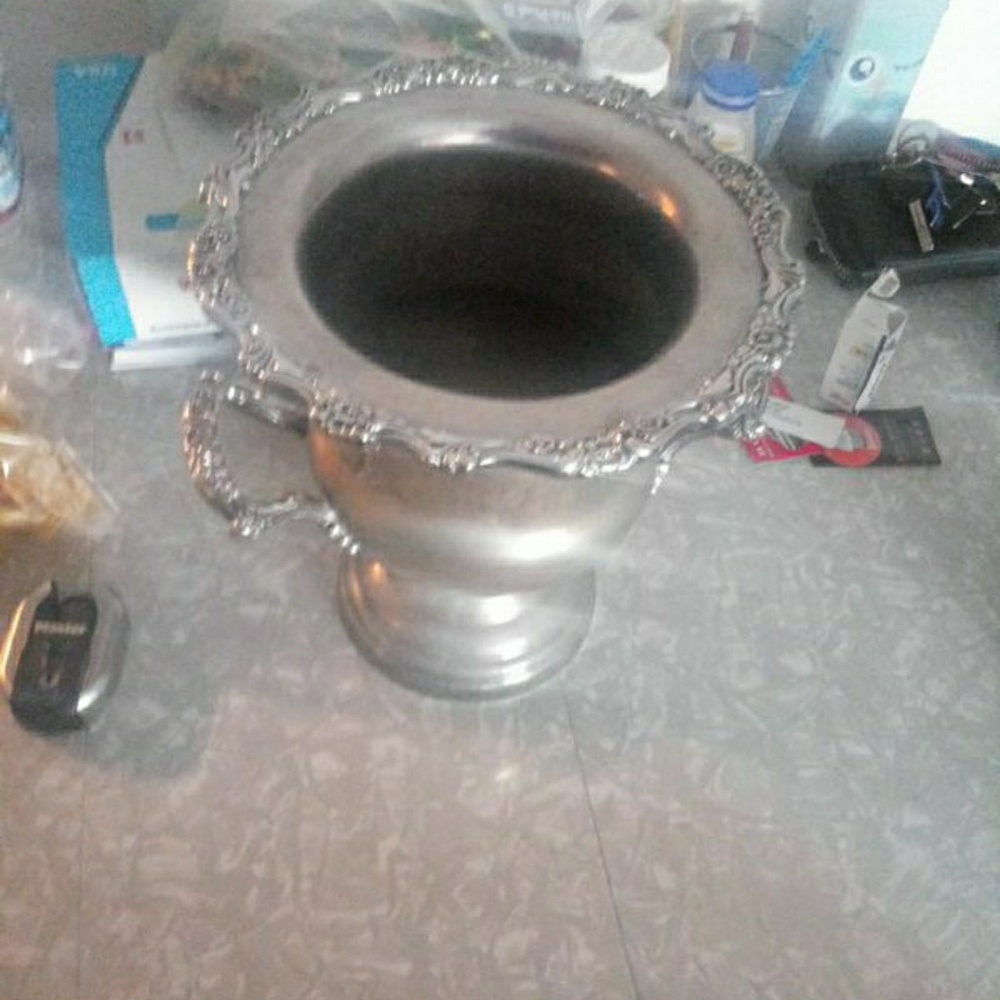 Ice bucket